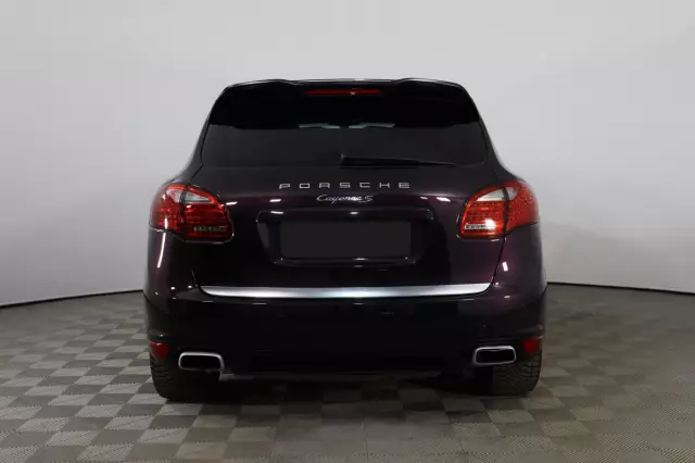 Porsche Cayenne 2012