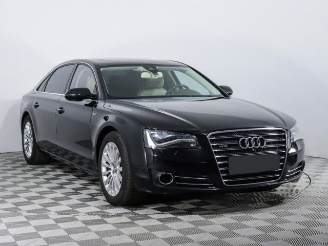 Audi A8 2011
