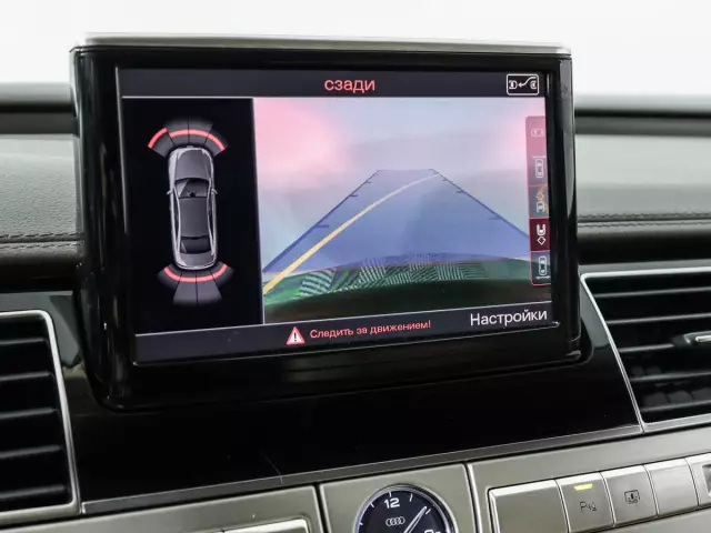 Audi A8 2011