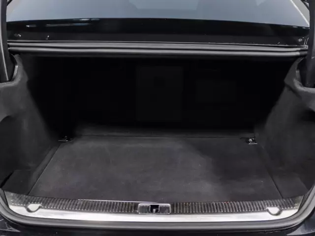 Audi A8 2011