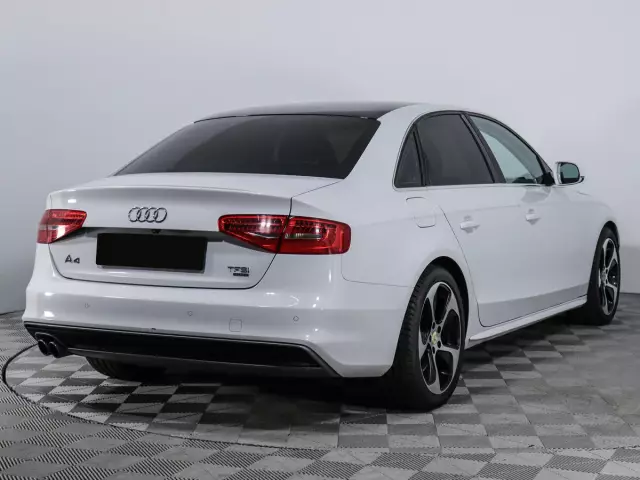 Audi A4 2014