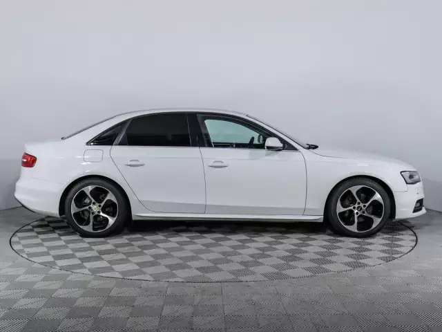 Audi A4 2014