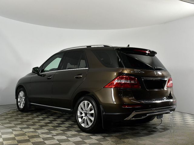 Mercedes-Benz M-Класс 2015