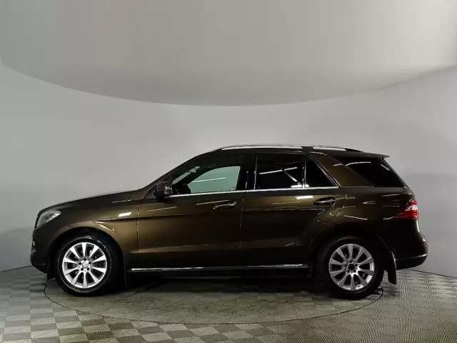 Mercedes-Benz M-Класс 2015