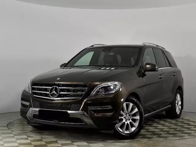Mercedes-Benz M-Класс 2015