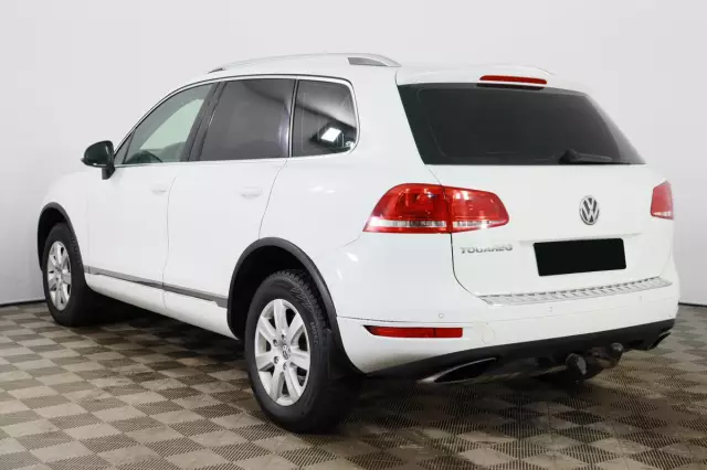 Volkswagen Touareg 2013