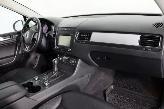 Volkswagen Touareg 2013