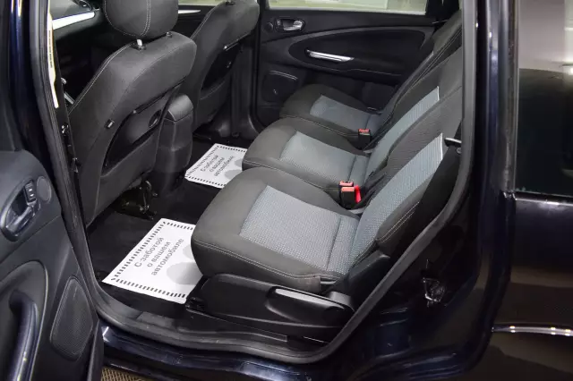 Ford Galaxy 2011