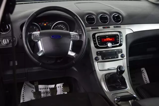Ford Galaxy 2011