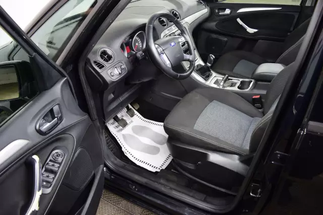 Ford Galaxy 2011