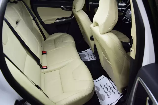 Volvo XC60 2012
