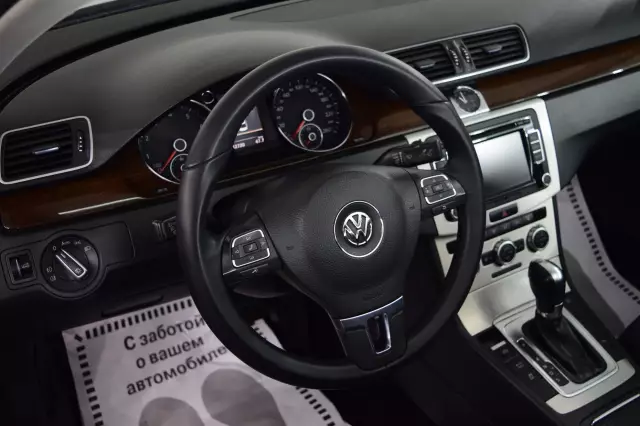 Volkswagen Passat 2012
