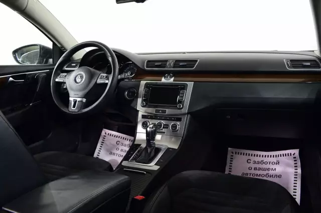 Volkswagen Passat 2012