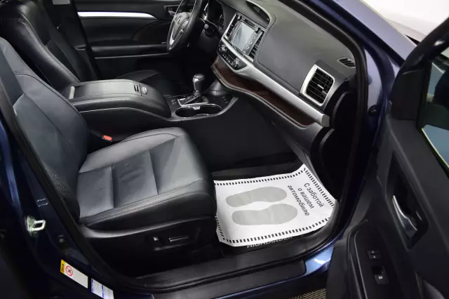 Toyota Highlander 2019