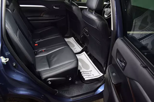 Toyota Highlander 2019