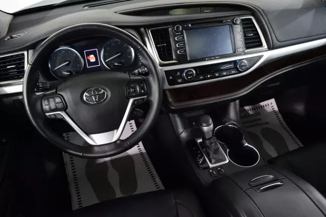 Toyota Highlander 2019