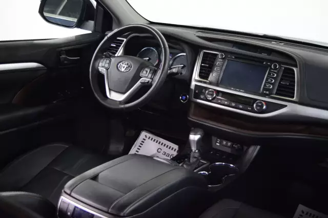 Toyota Highlander 2019