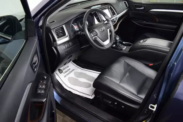 Toyota Highlander 2019