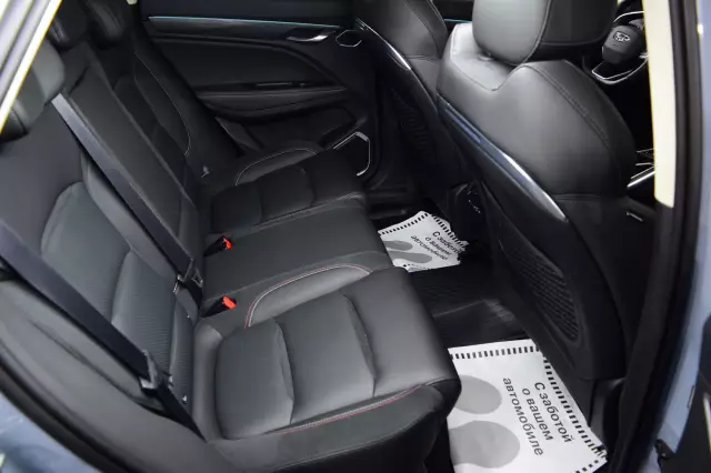 Geely Tugella 2021