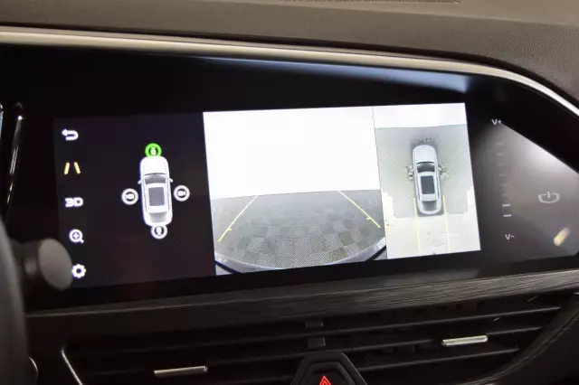 Geely Tugella 2021