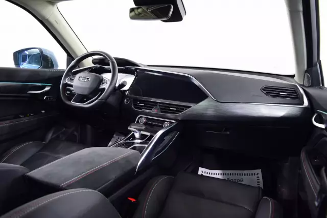 Geely Tugella 2021