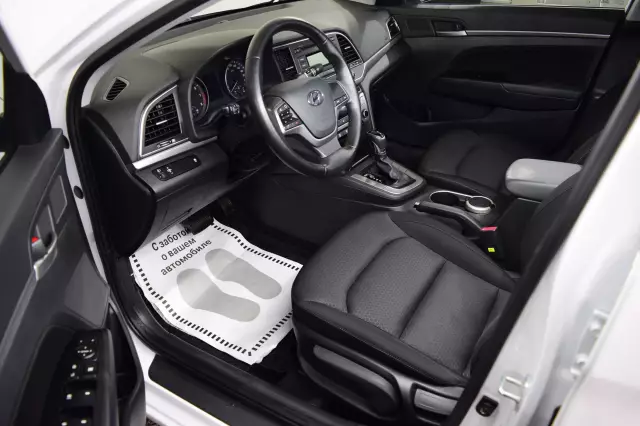 Hyundai Elantra 2018