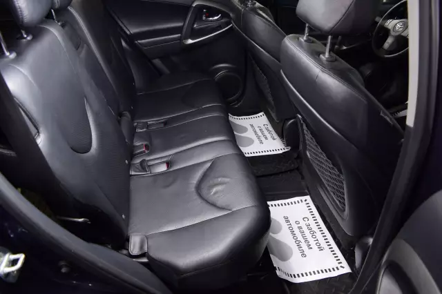 Toyota RAV4 2009