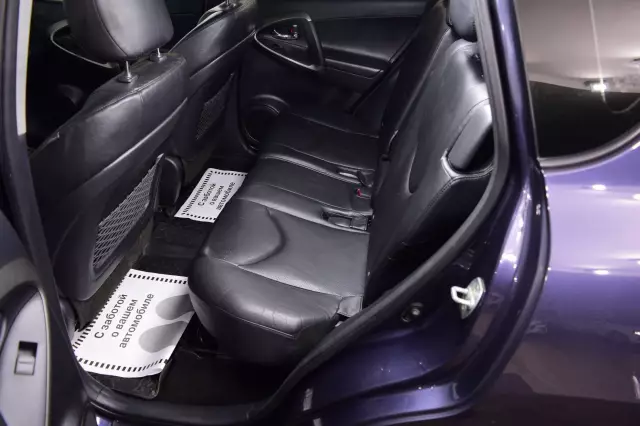 Toyota RAV4 2009