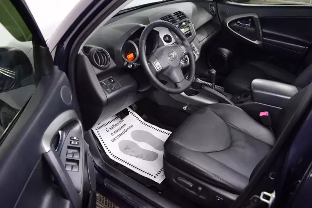 Toyota RAV4 2009