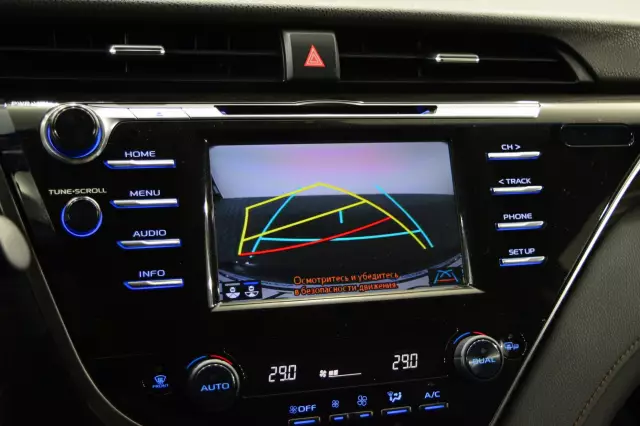 Toyota Camry 2019