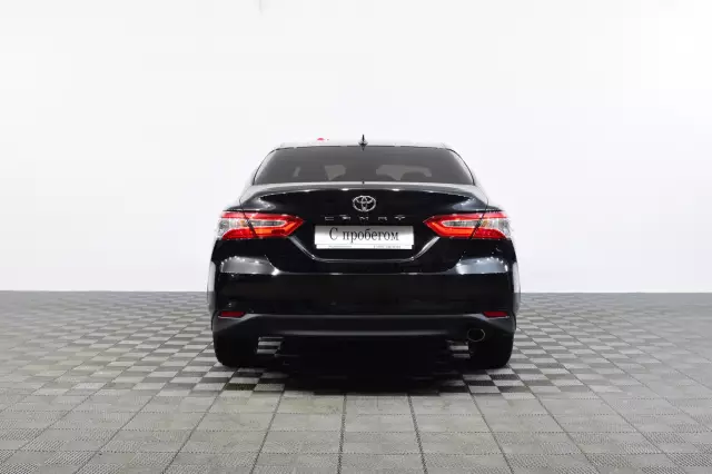Toyota Camry 2019