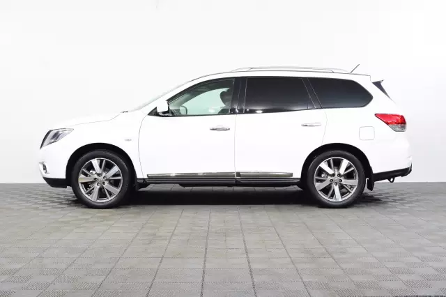 Nissan Pathfinder 2014