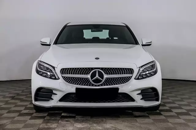 Mercedes-Benz C-Класс 2020
