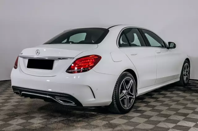 Mercedes-Benz C-Класс 2020