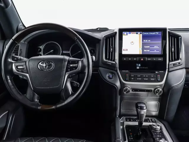 Toyota Land Cruiser 2018