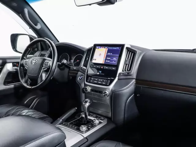 Toyota Land Cruiser 2018
