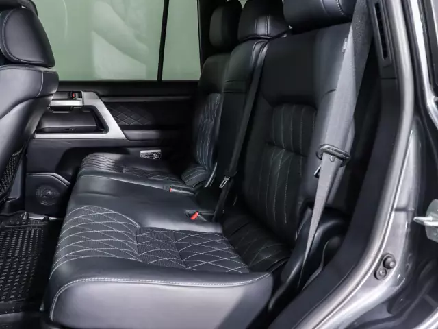 Toyota Land Cruiser 2018