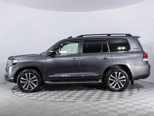 Toyota Land Cruiser 2018