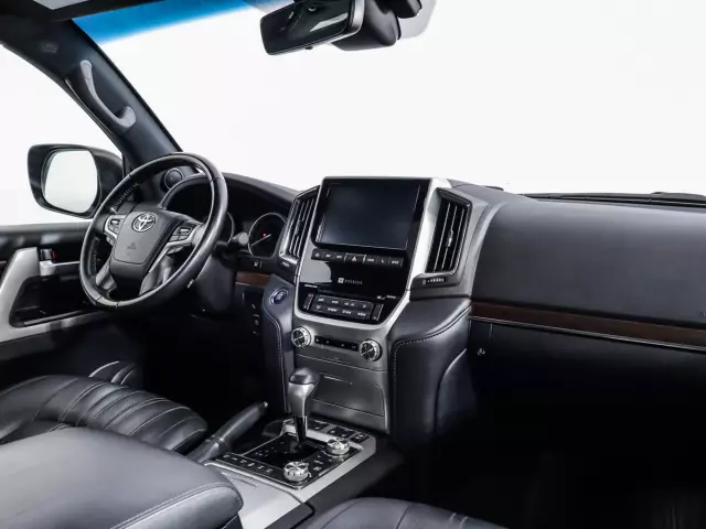 Toyota Land Cruiser 2019