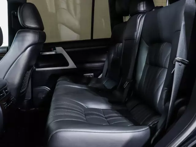 Toyota Land Cruiser 2019