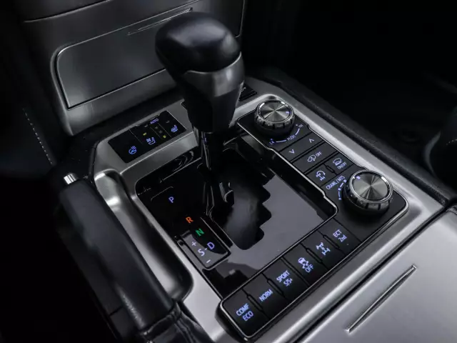Toyota Land Cruiser 2019