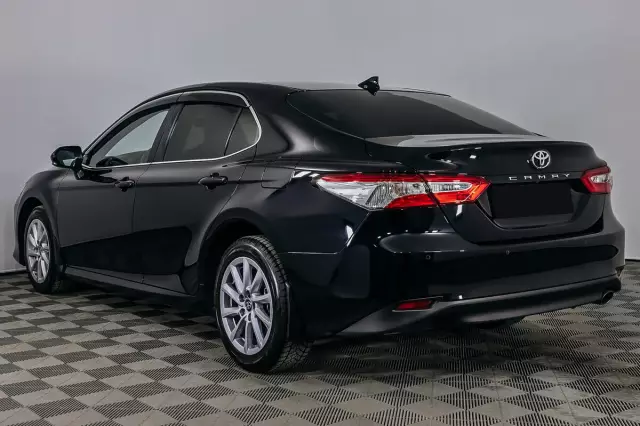 Toyota Camry 2020