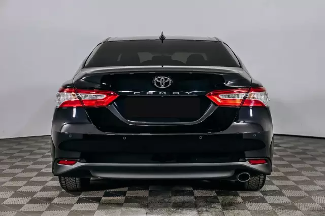 Toyota Camry 2020