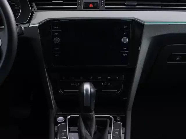 Volkswagen Passat 2021