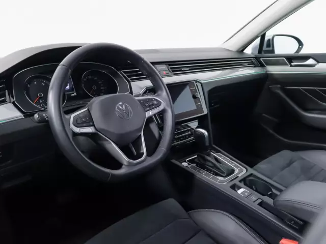 Volkswagen Passat 2021