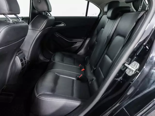 Mercedes-Benz A-Класс 2016