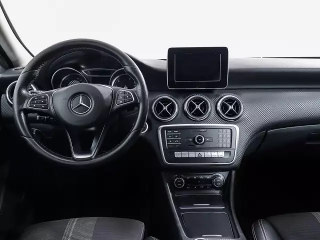 Mercedes-Benz A-Класс 2015