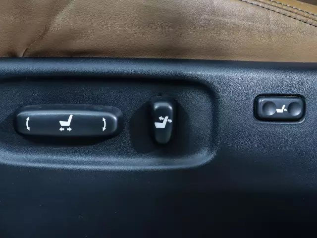 Toyota Land Cruiser 2013