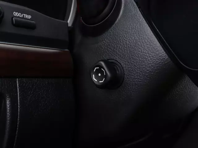 Toyota Land Cruiser 2013