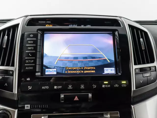 Toyota Land Cruiser 2013